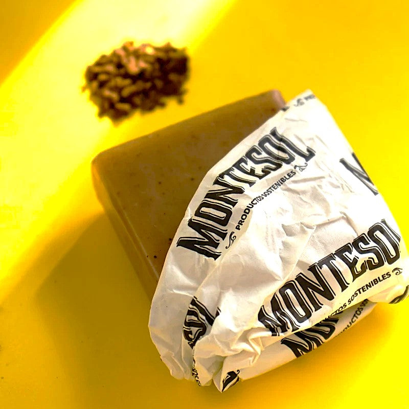 shampoo en barra de café montesol