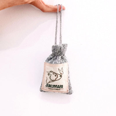 Bolsa con carbón activado desodorizante de malos olores