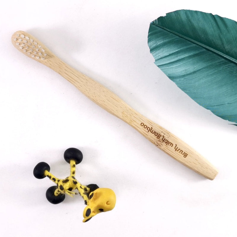 Cepillo de dientes bambú (niño) Brush with bambú