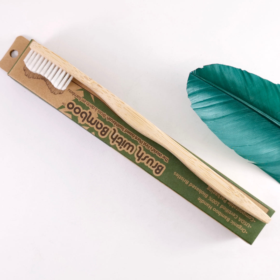 Cepillo de dientes en bambu (adulto) Brush with Bamboo