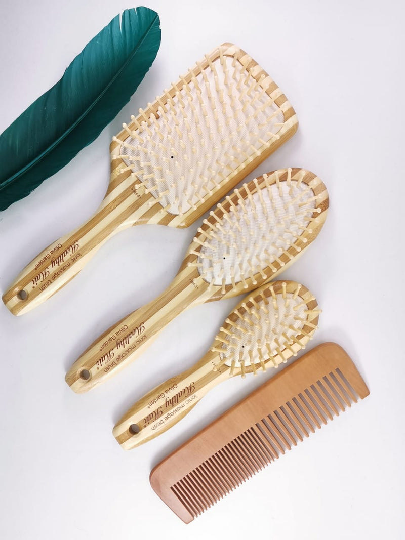 Cepillo  en Bambú para cabello (grande, mediano y mini)